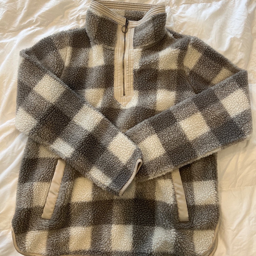 Abercrombie & Fitch Women’s half zip Sherpa